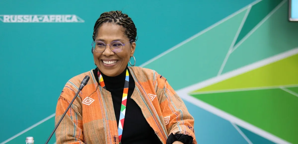 L’UE sanctionne l’influenceuse Nathalie Yamb pour ses positions pro-russes